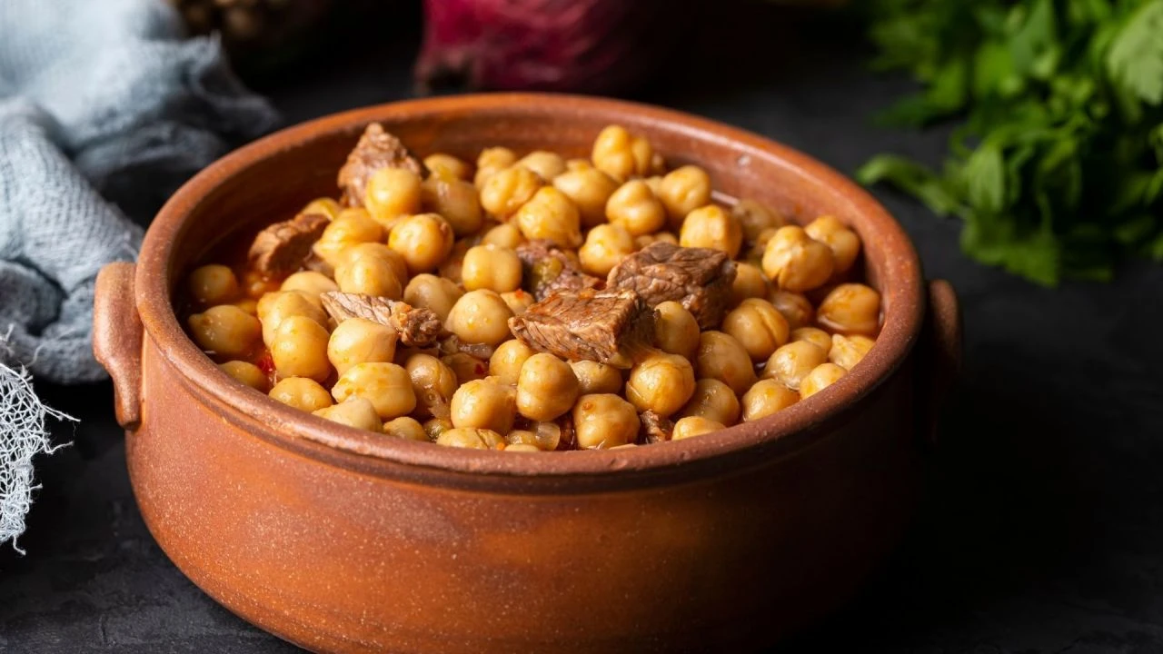 Dumanı üstünde etli nohut tarifi! Sivas usulü iftar sofralarının nefis lezzeti - 2. Resim