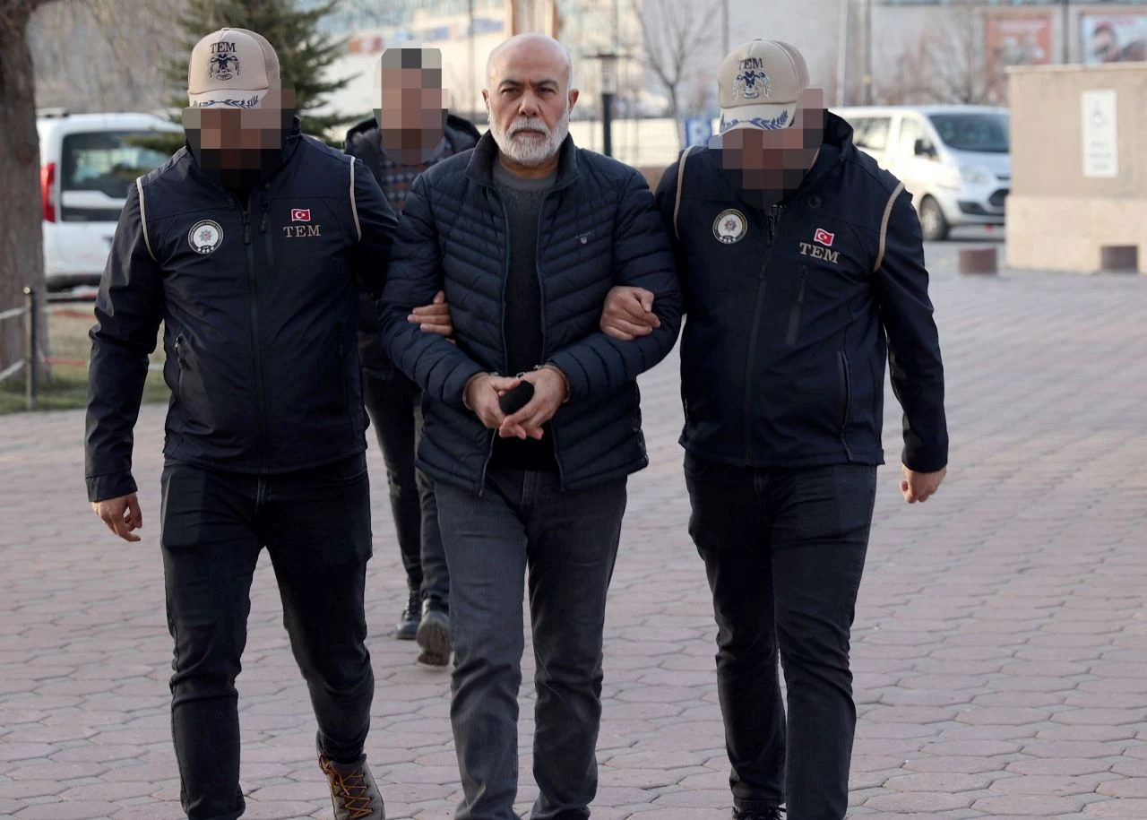 Emniyet duyurdu: 2016'da FETÖ'den ihraç edilmişti gaybubet evinde yakalandı - 2. Resim