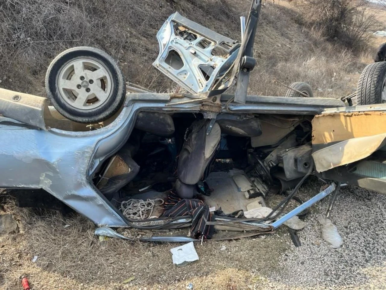 Isparta'da feci kaza! Otomobil takla attı: Ölü ve yaralılar var