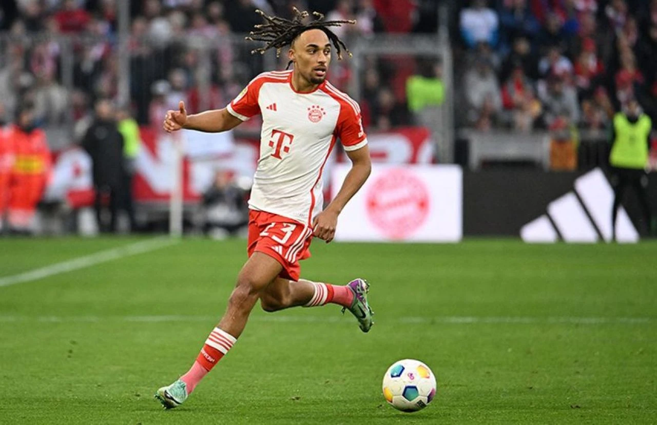 Son dakika! Bayern Münih'te Sacha Boey depremi! Yine sakatlandı - 1. Resim
