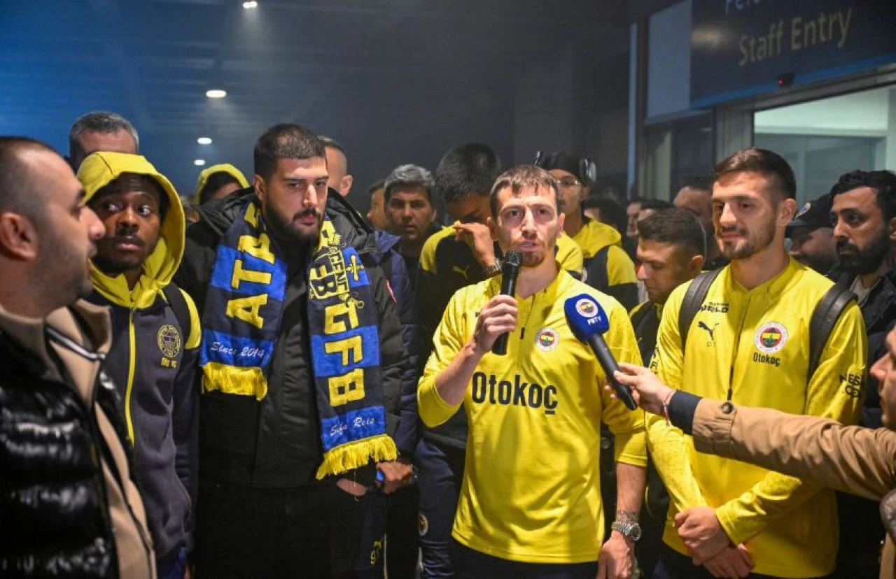 Trabzonspor'dan Fenerbahçeli futbolcular için <a href=