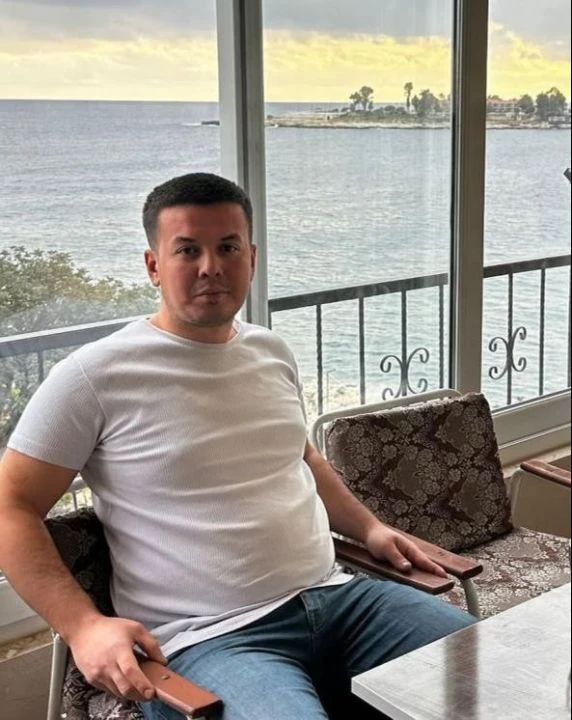 Boşanma için imza atacaklardı: Koca ölü bulundu, genç kadın çocuğuyla firar etti - 1. Resim