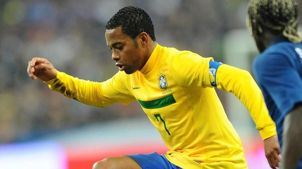 Eski futbolcu Robinho 9 yıl hapis cezasına çarptırıldı - 1. Resim