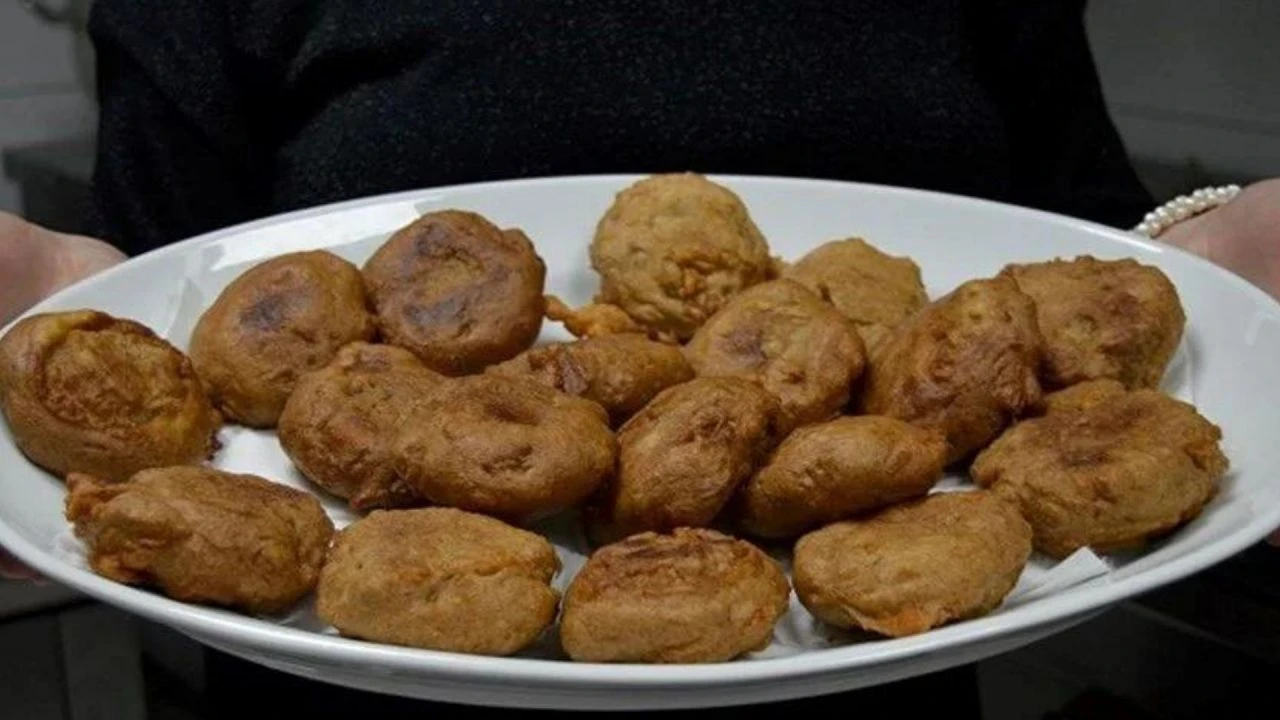 İftarda 2'şer 3'er yiyeceğiniz çullama köftesi tarifi! Afyonkarahisar'ın en meşhur yemeği - 1. Resim