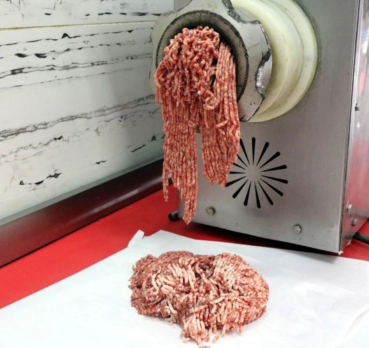 Kırmızı ete indirim için imzalar atıldı! Kıyma ve kuşbaşıda fiyat sınırı geldi - 2. Resim