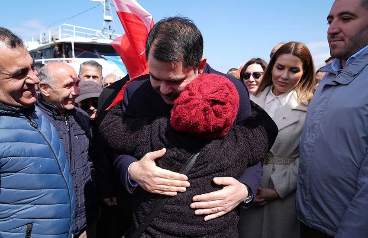 Murat Kurum müjdeyi verdi: Adalar'a elektrikli ve nostaljik tramvay geliyor!