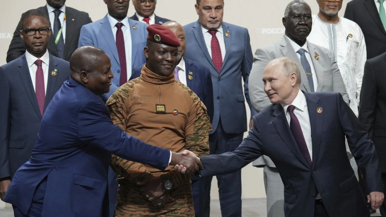 Putin dünya dengeleri değiştirdi! ABD, Afrika'da veto yedi Rusya sevinçle karşılandı - 3. Resim