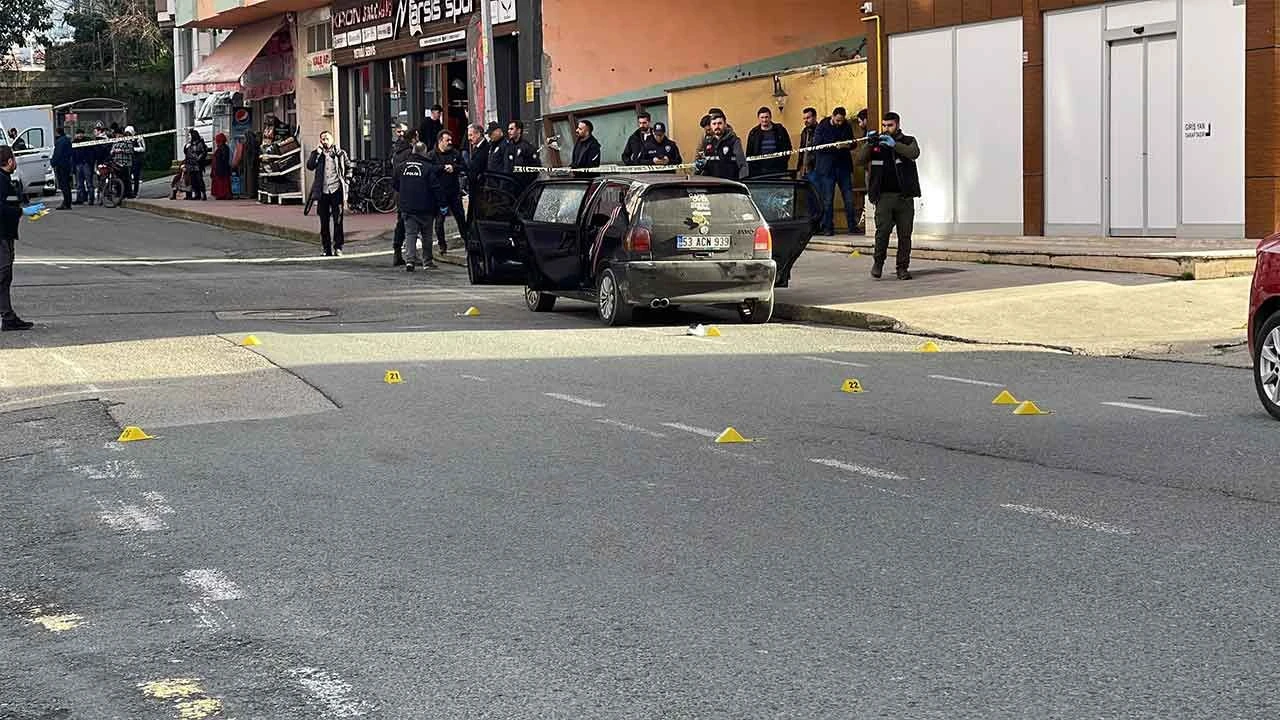 Rize'de sokak ortasında çatışma! Ortalık savaş alanına döndü: 7 gözaltı - 2. Resim