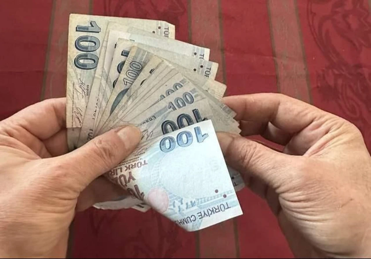 Erken emekliliğin kapısı aralanıyor! İşte 49-52 yaş aralığında olanlara büyük avantaj sağlayan formüller