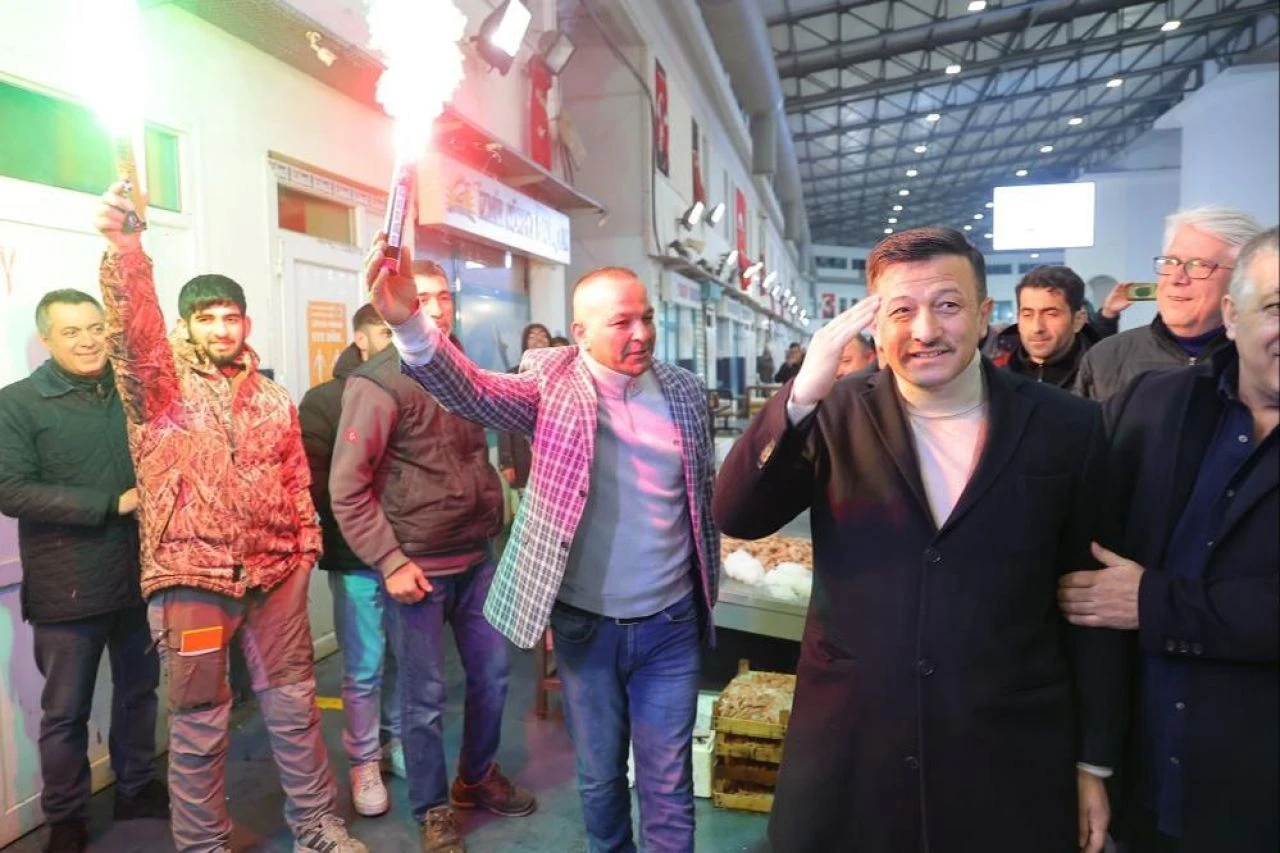 Hamza Dağ'dan esnafa müjde: Yenileme zamanı geldi