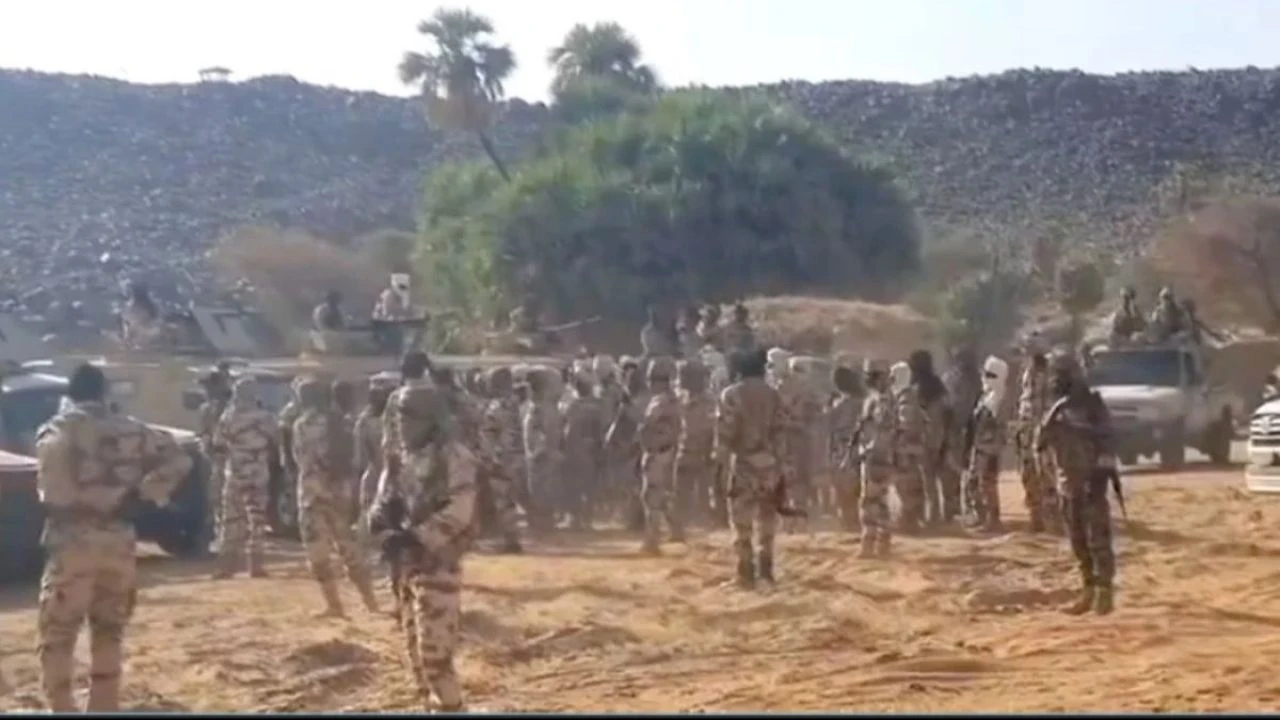 Otlak sorunu çobanlarla çiftçileri karşı karşıya getirdi: 42 ölü