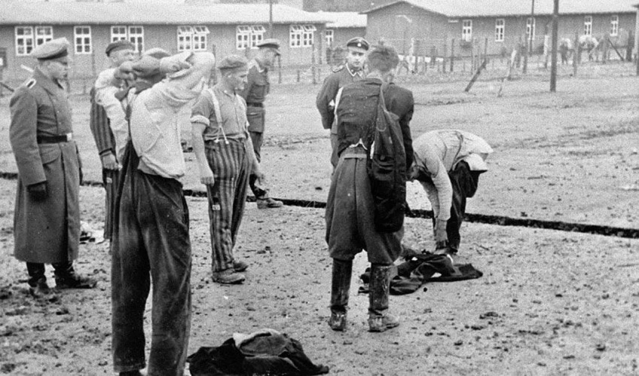 Plastik sanılmıştı, insan derisi çıktı! Nazi subayı ve 'kızıl cadı'ya ait abajur doğrulandı - 1. Resim