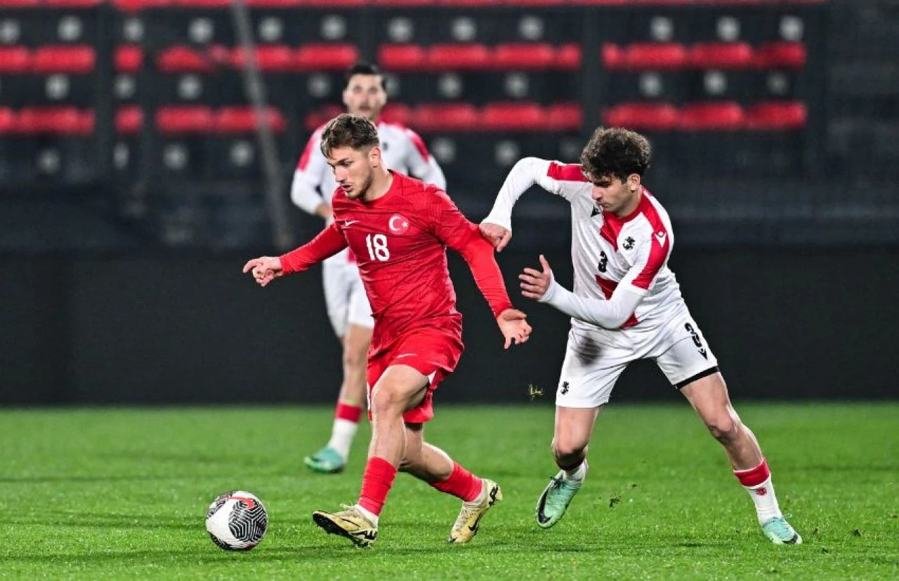 Türkiye, Gürcistan'ı 2 golle geçti