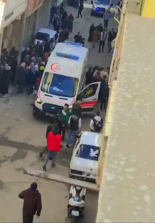 Çocuklar arasında çıkan kavgaya büyükler karıştı: Ölü ve yaralılar var