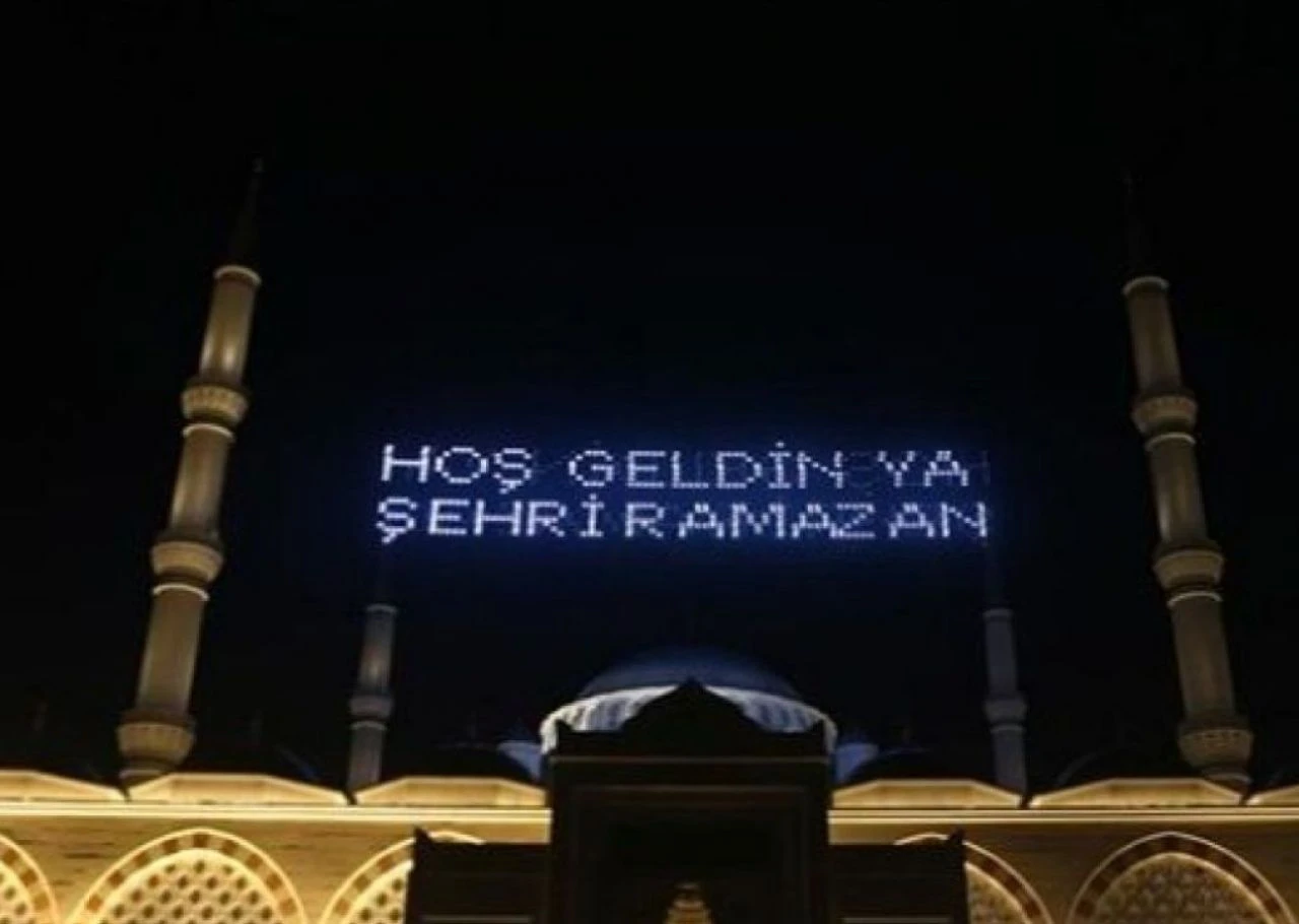 Kolonya koklamak orucu bozar mı? Dinimiz İslam - 1. Resim