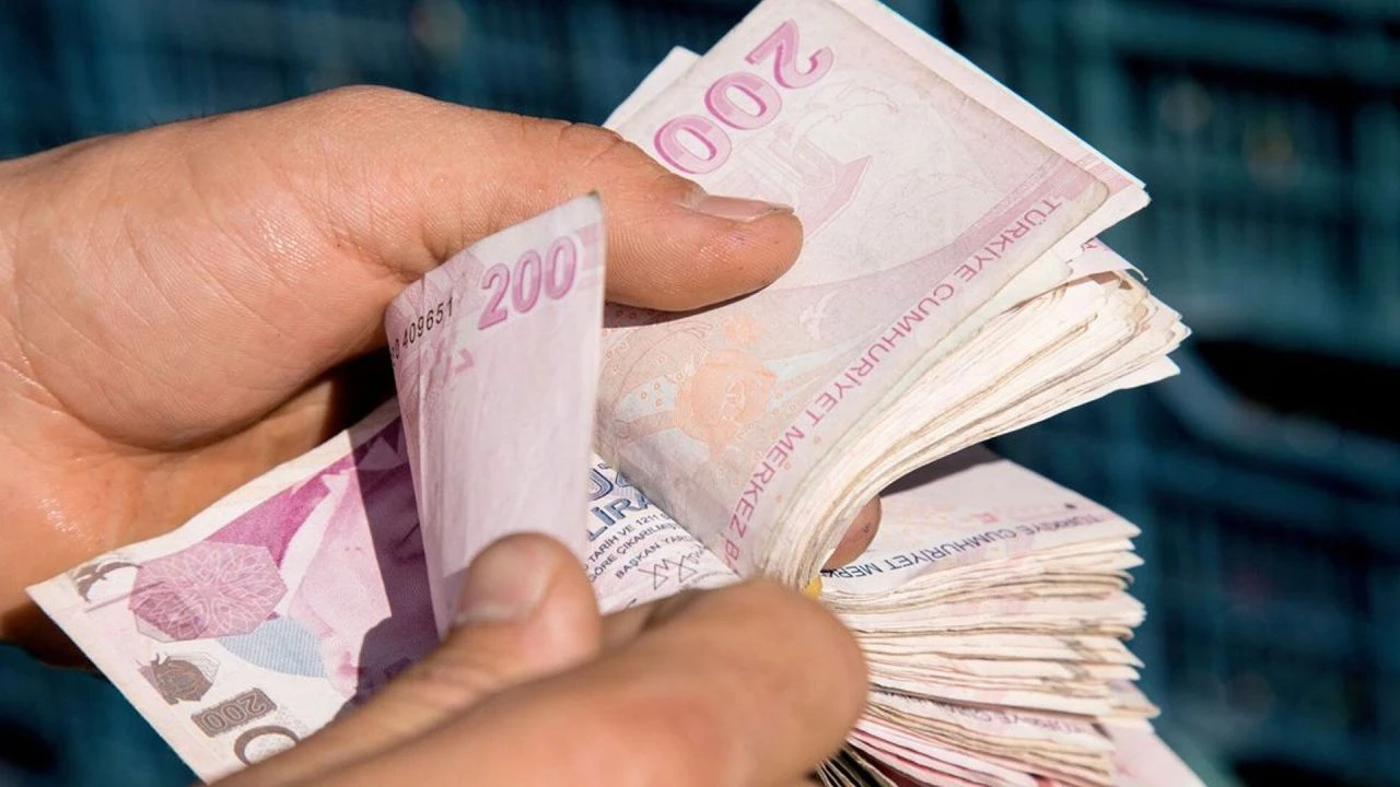 Kredi faizleri 22 yılın zirvesinde! İşte banka banka 100 bin TL'nin geri ödeme tutarı - 3. Resim