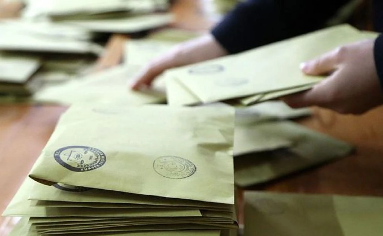 Seçmen kağıdı zorunlu mu?