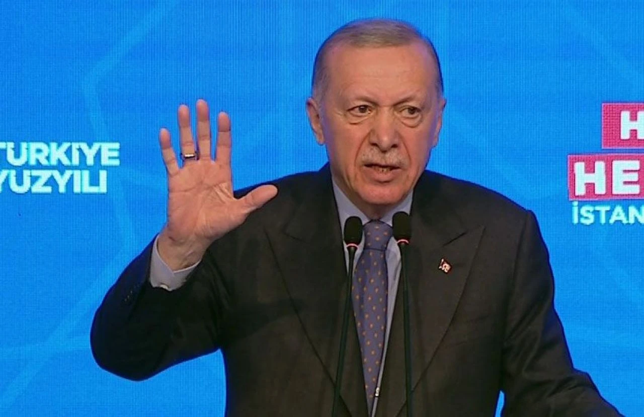 Son dakika! Cumhurbaşkanı Erdoğan İş Dünyası ile İftar Programında konuşuyor - 1. Resim