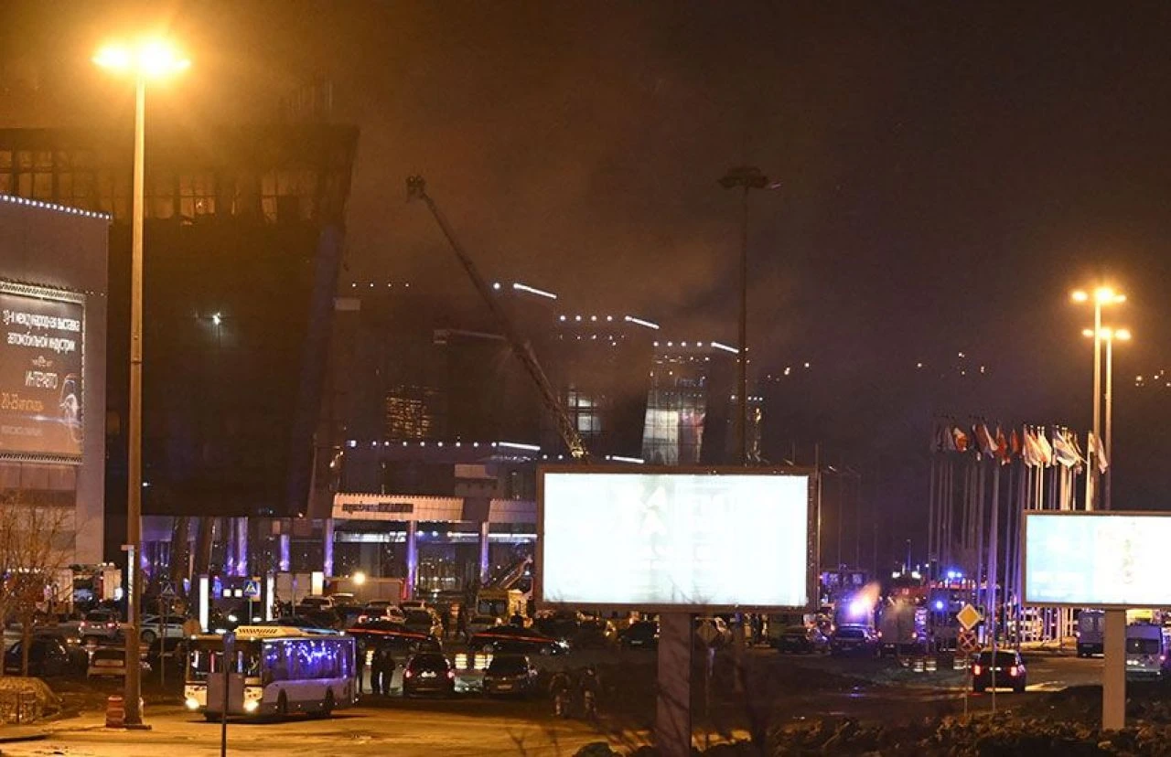 Son dakika! Moskova'da konsere silahlı saldırı: Çok sayıda ölü ve yaralı var! - 5. Resim