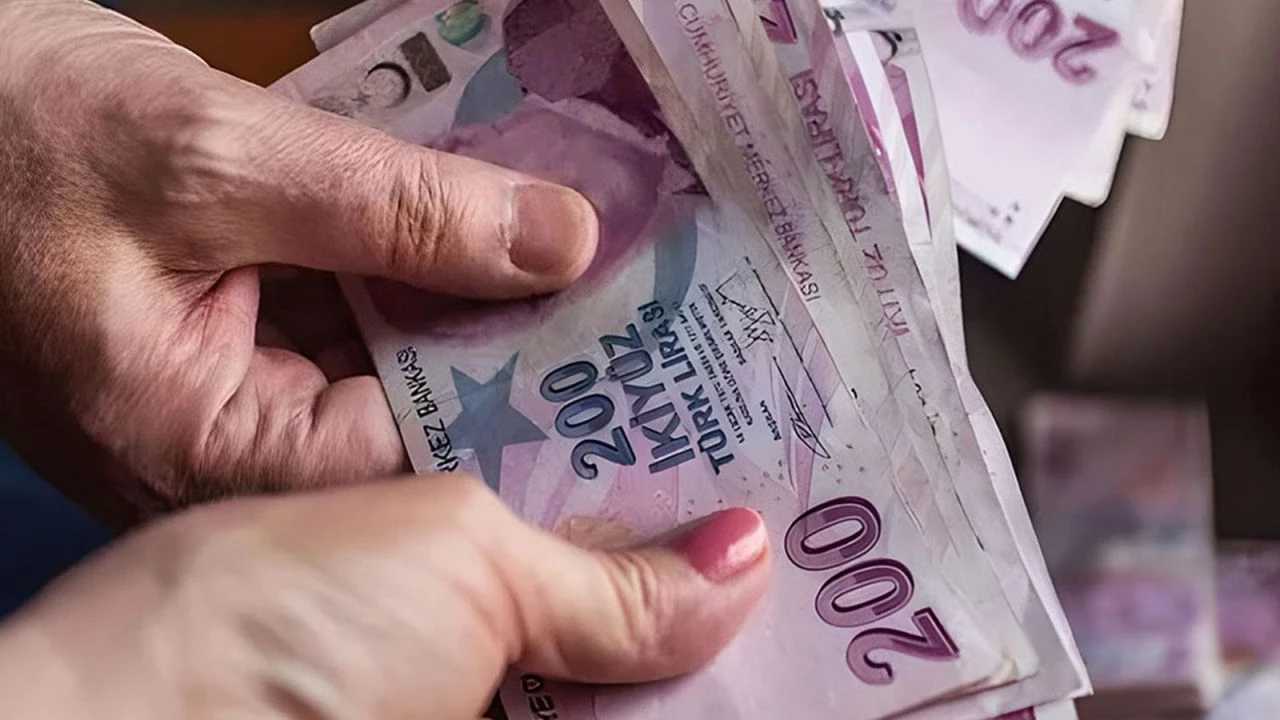 Emeklinin yeni promosyon başvurusu başlıyor! Ödemeler hafta içi hesaplara geçiyor