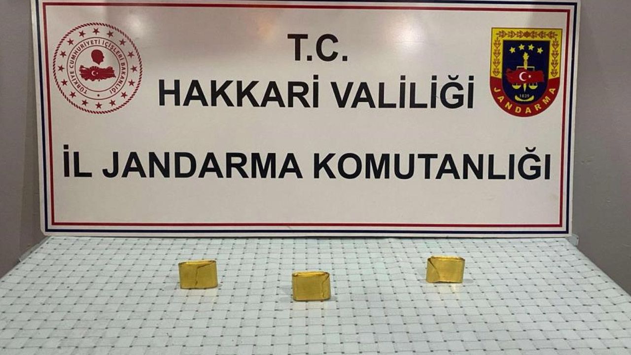 Hakkari&#039;de araçtan 3 kilo altın çıktı!