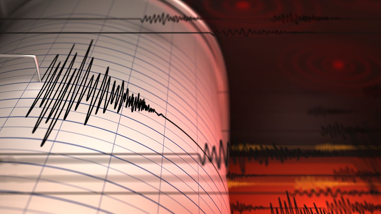 Papua Yeni Gine&#039;de 7,6&#039;lık deprem! İki yılın ardından yine büyük sarsıntı