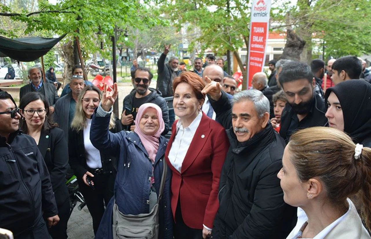 Akşener atanamayan öğretmenlerin oyunu istedi: Mülakatı kaldıracağım - 1. Resim
