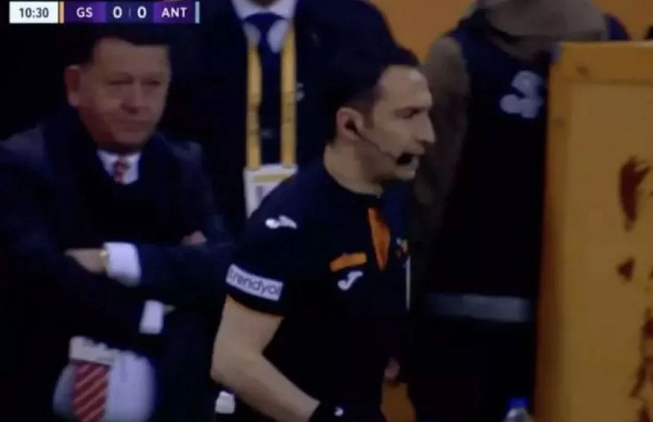 Abdülkadir Bitigen'den penaltı itirafı! Hakem toplantısı görüntüleri sızdı, Antalyaspor harekete geçti - 3. Resim