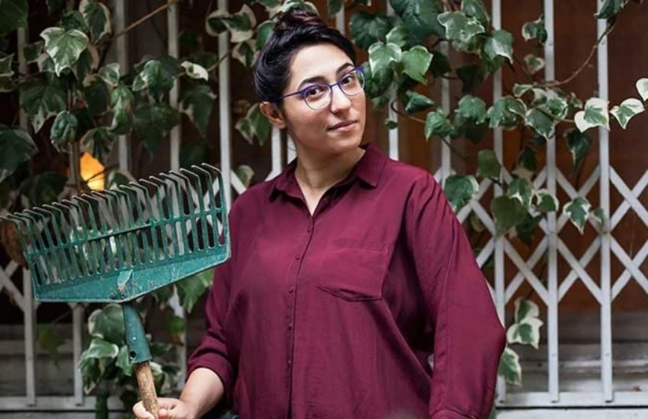 Kalben sahnede zıp zıp zıpladı! Dansları yine ilgi gördü