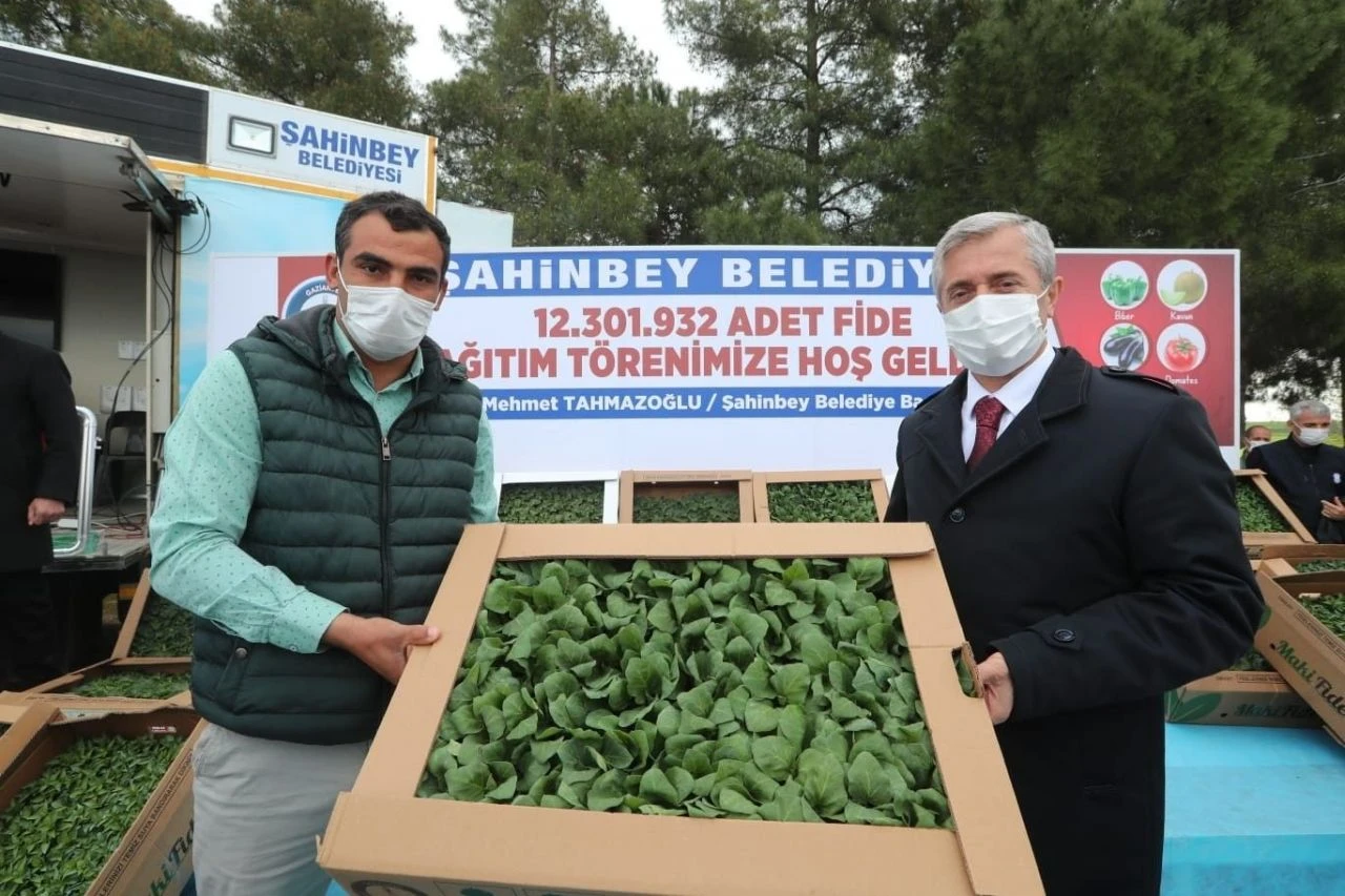 Gaziantep Şahinbey Belediye Başkanı TGRT Haber'e konuştu! Çiftçinin yüzünü güldüren haber