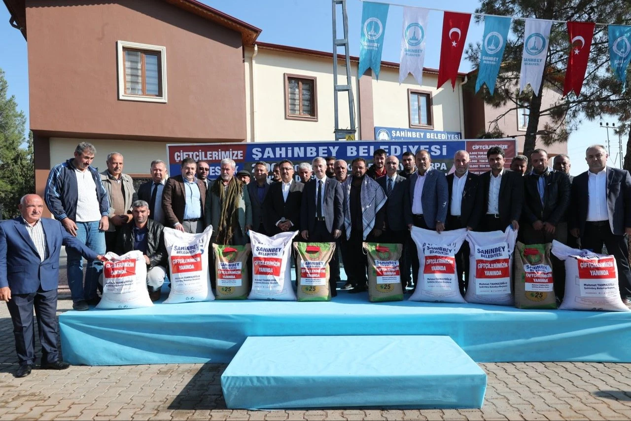 Gaziantep Şahinbey Belediye Başkanı TGRT Haber'e konuştu! Çiftçinin yüzünü güldüren haber