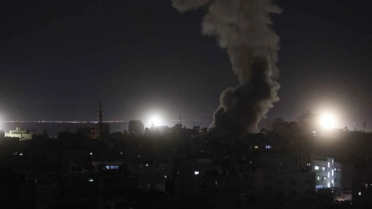 İsrail Refah'a saldırdı: Ölü ve yaralılar var - 1. Resim