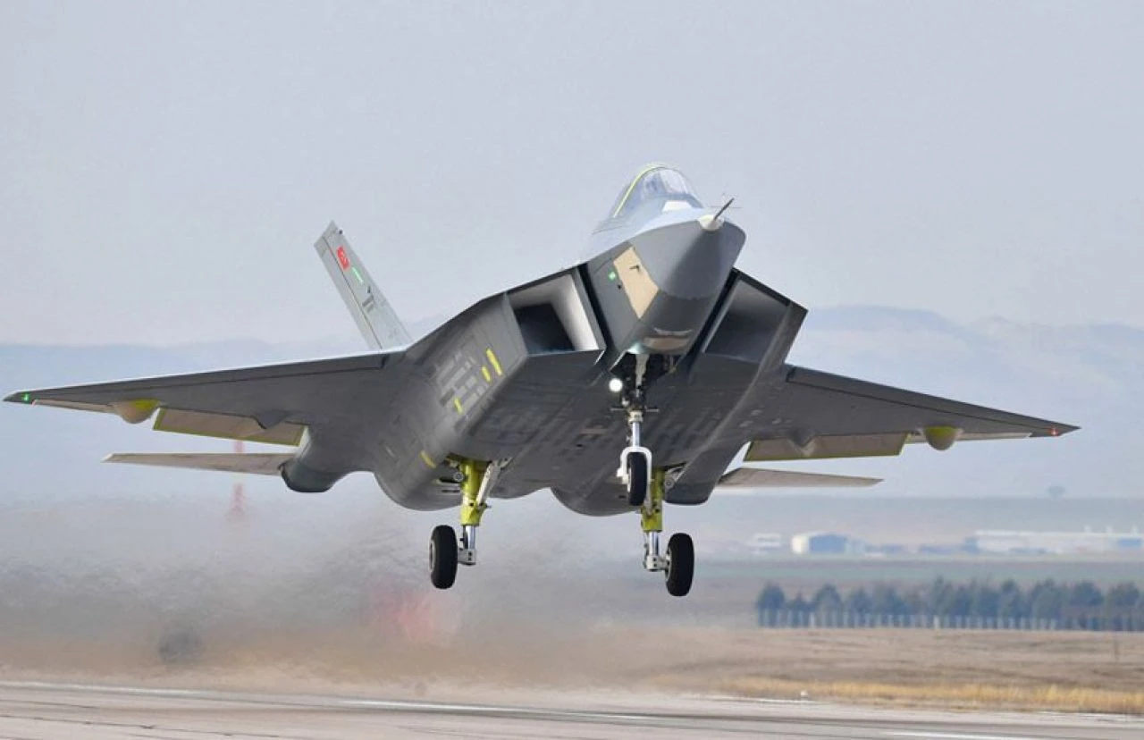 KAAN'ın hiçbir ülkeye verilmeyen rakibine yeni özellik! Tamamen gizlileşiyor, görüntüleri şaşırttı - 1. Resim