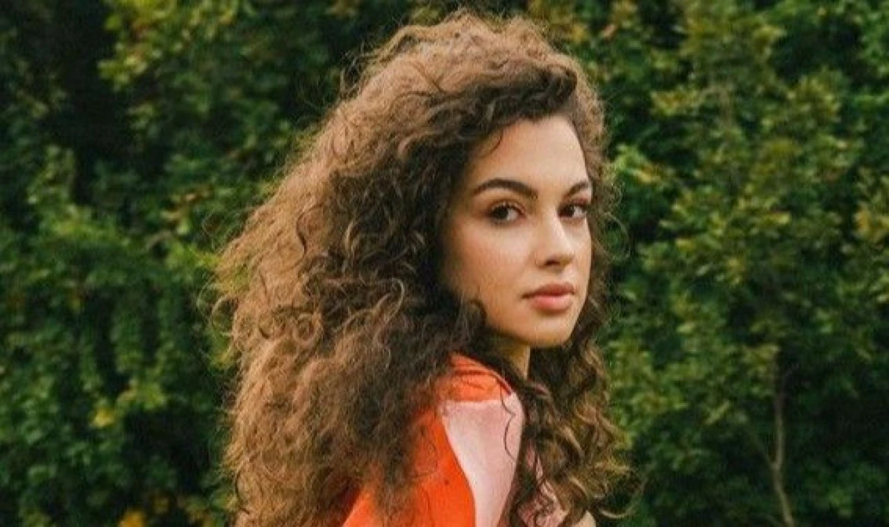 Şehrazad dizisinde Burak Deniz’in partneri Su Burcu Yazgı Coşkun olacak - 1. Resim