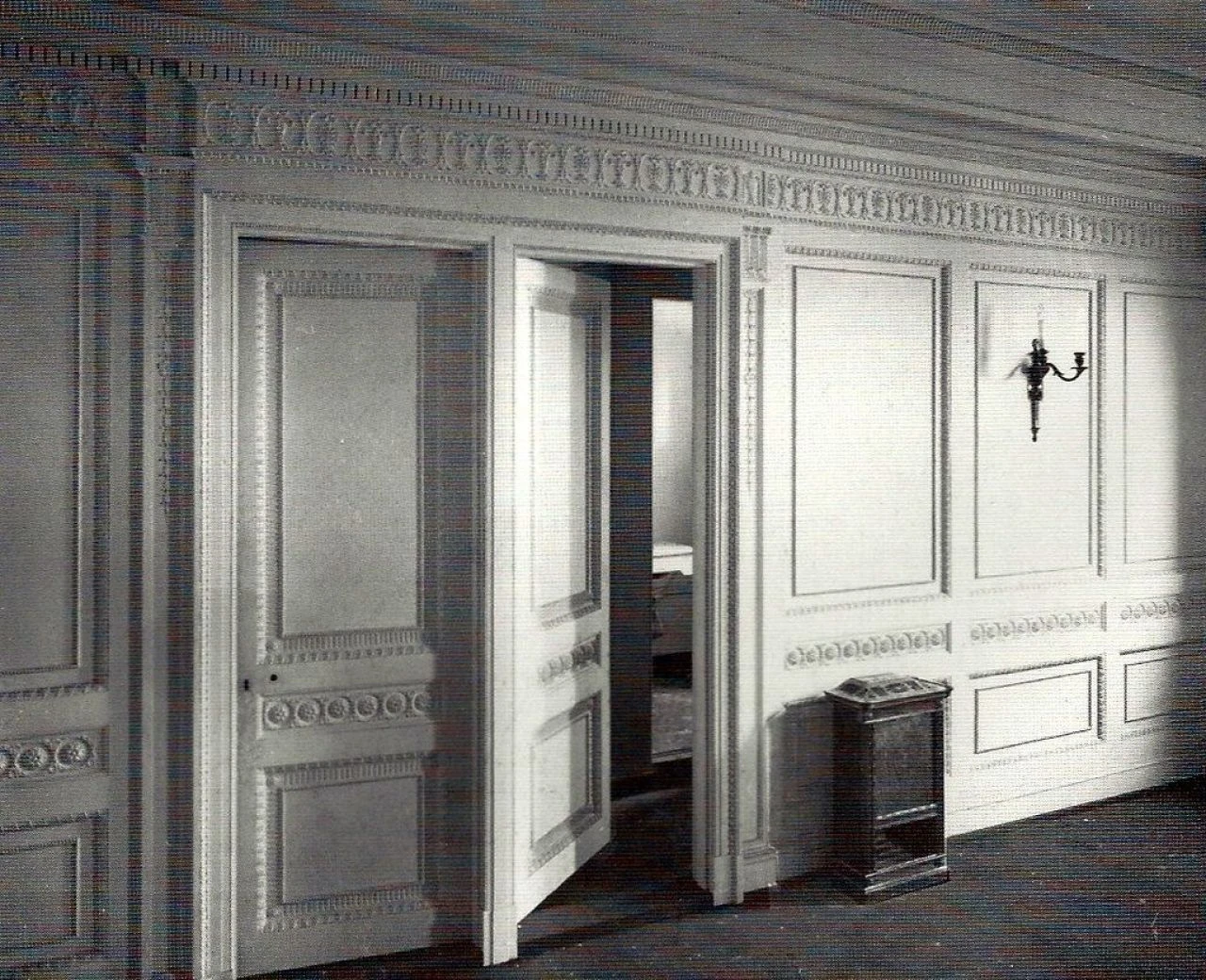 Titanic'in batmayan kapısı servet değerinde satışa sunuldu! Dünyanın en değerli dekoru sıralamasına girdi - 2. Resim