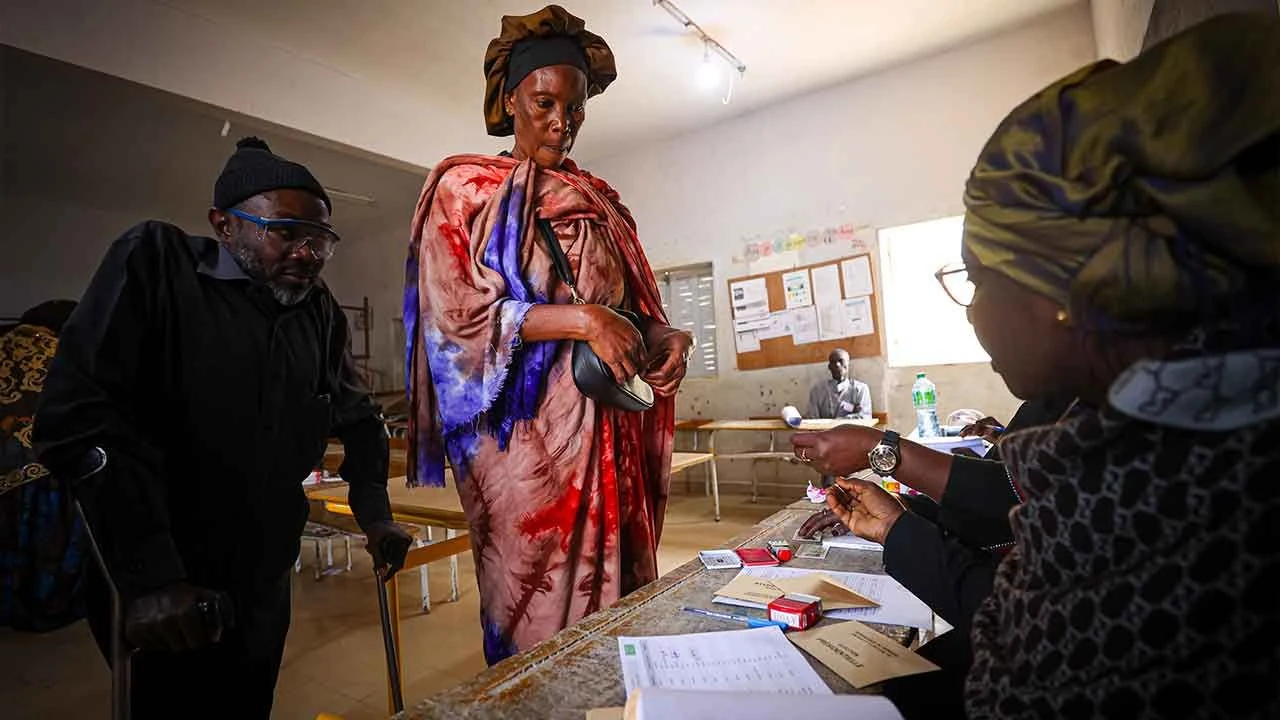 Cumhurbaşkanlığı seçiminde bir ilk! Seçime 10 gün kala hapisten çıktı, ilk turda kazandı