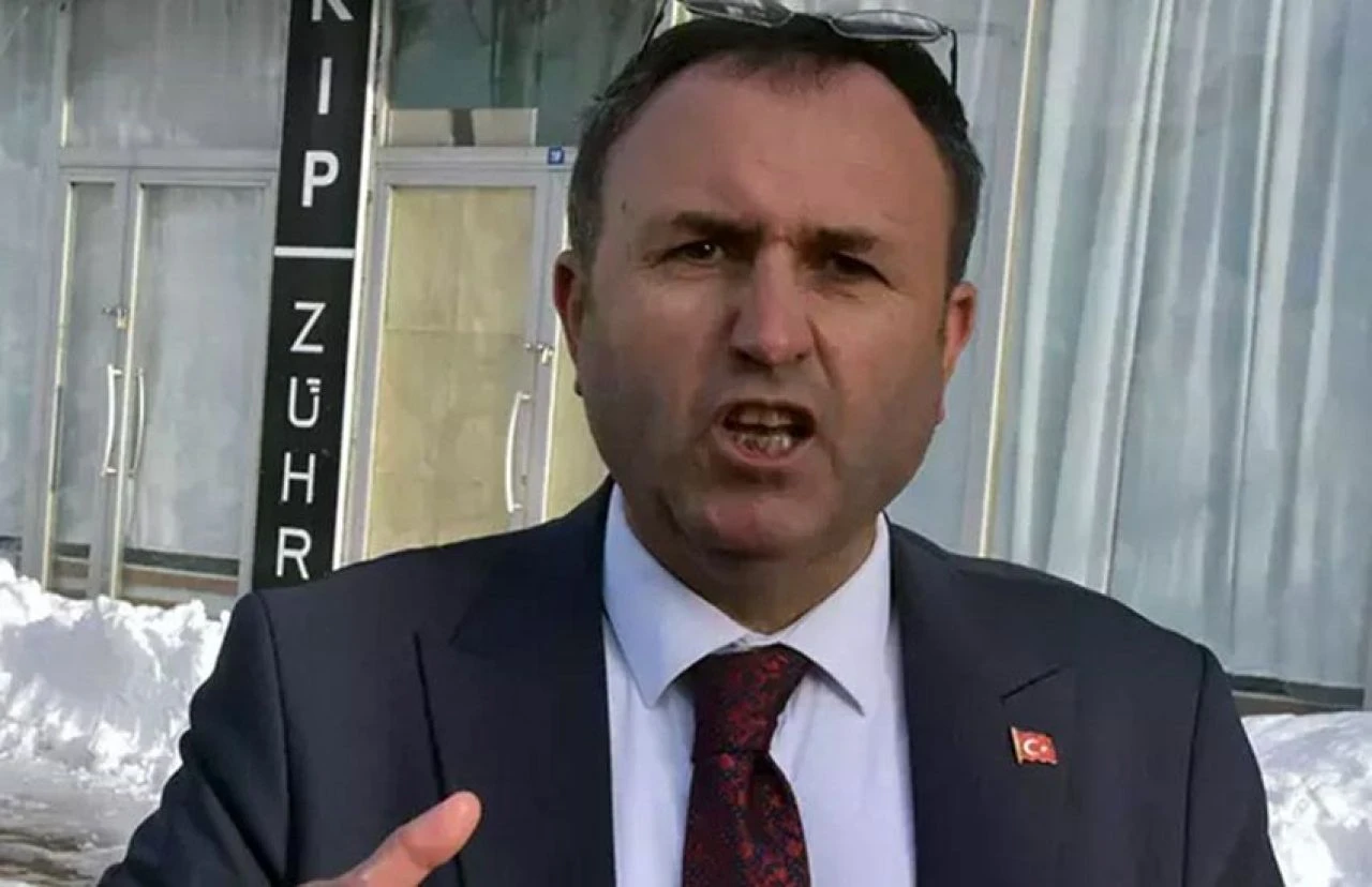 DEM Parti ile pazarlığa sert tepki! CHP'li isim şok kararla AK Parti'ye katıldı