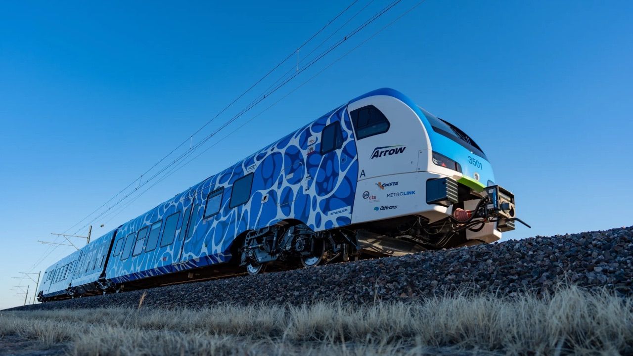 Hidrojen yakıtlı tren, katettiği mesafeyle dünya rekoru kırdı