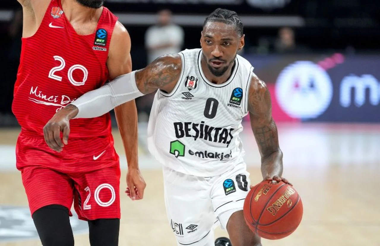 Beşiktaşlı yıldız oyuncudan korkutan haber! Bilinç kaybı yaşadı - 2. Resim