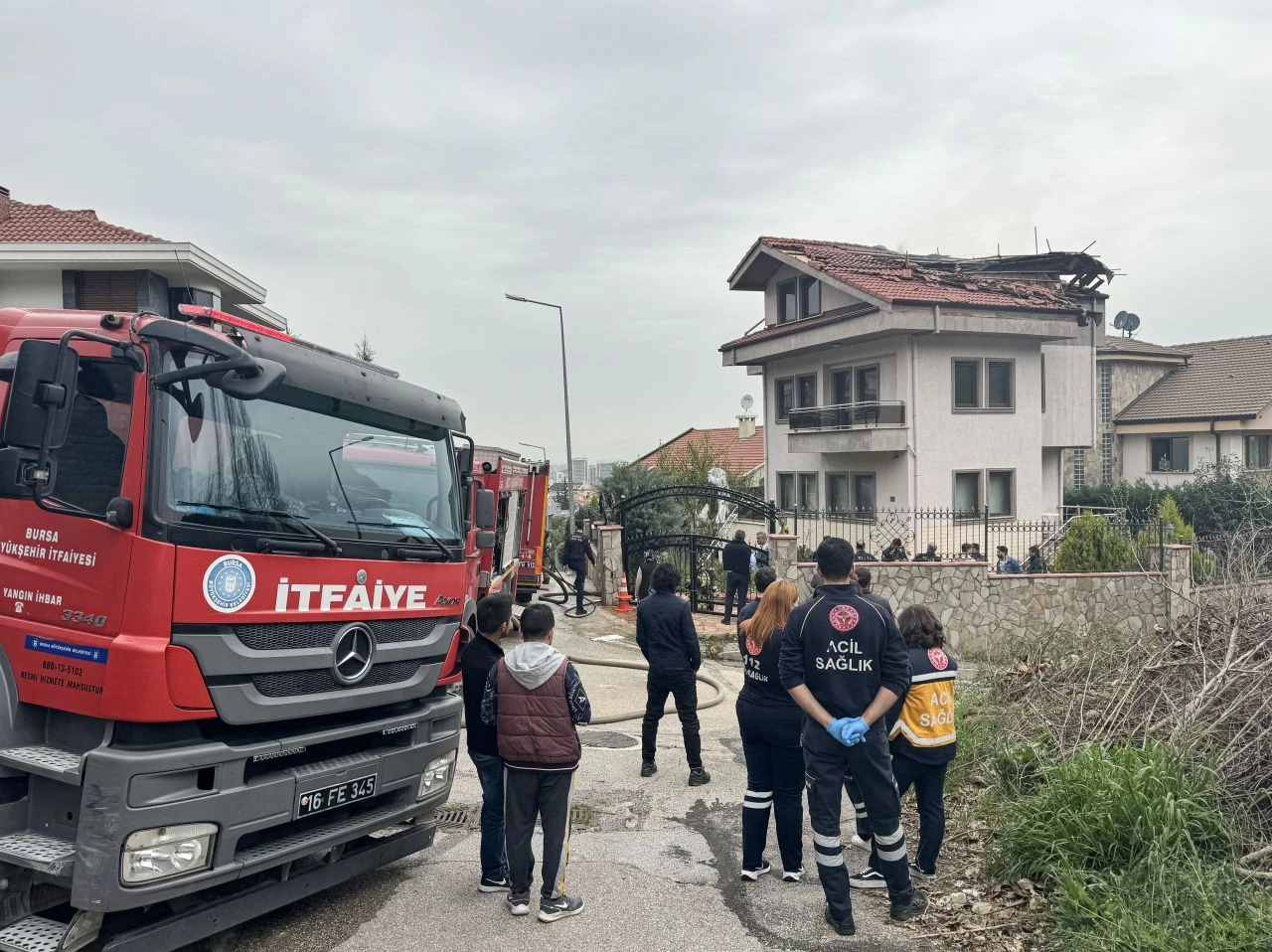 Bursa'da dehşet! Yangın çıkan villanın bodrumunda ceset bulundu
