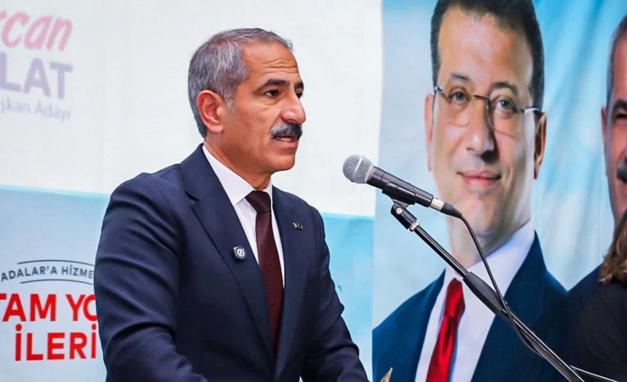 CHP İstanbul Adalar Belediye Başkan Adayı Ali Ercan Akpolat'ın hayatı ve biyografisi