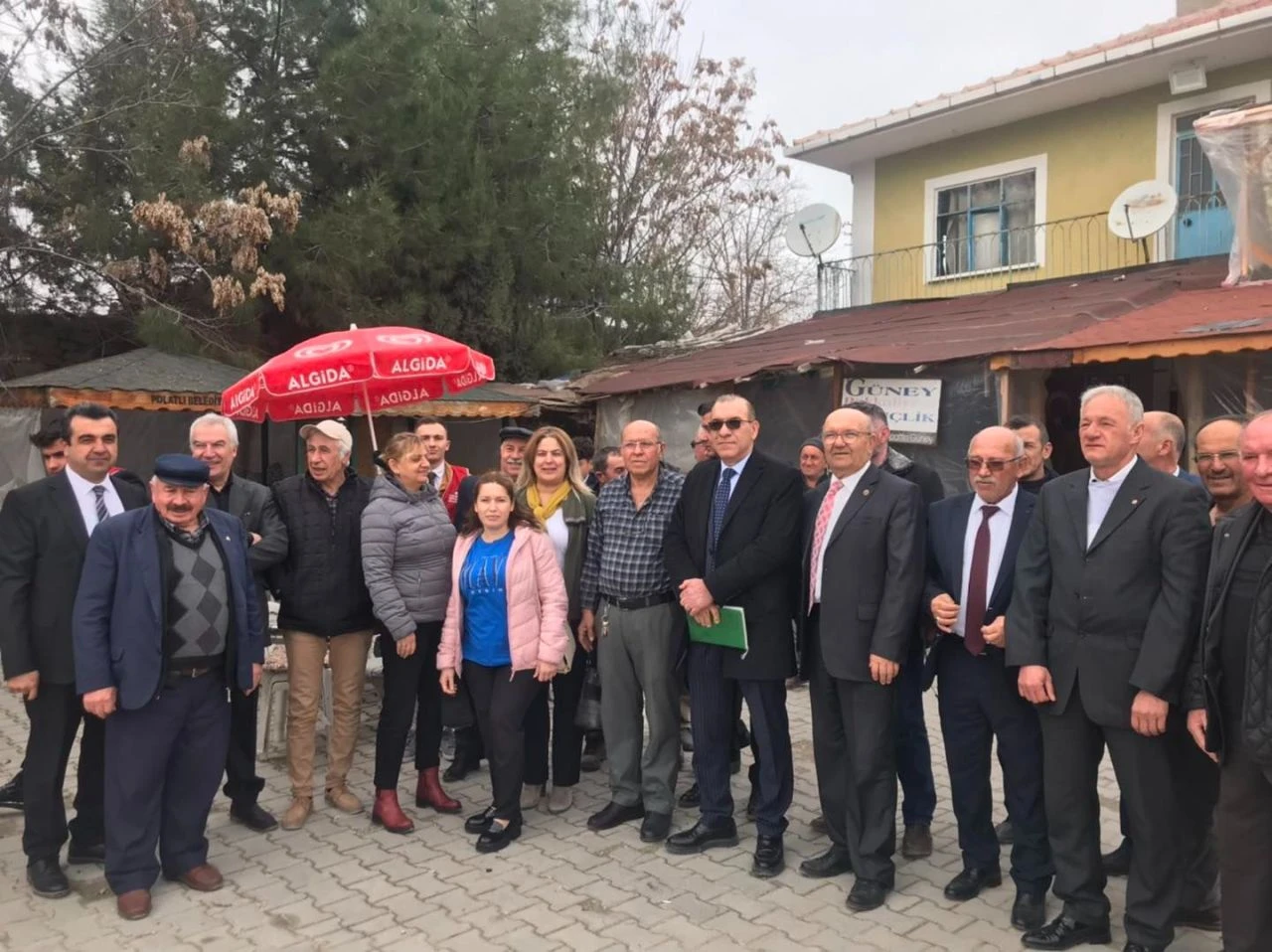 CHP Ayaş Belediye Başkan adayı İzzet Demircioğlu'nun hayatı ve biyografisi - 1. Resim