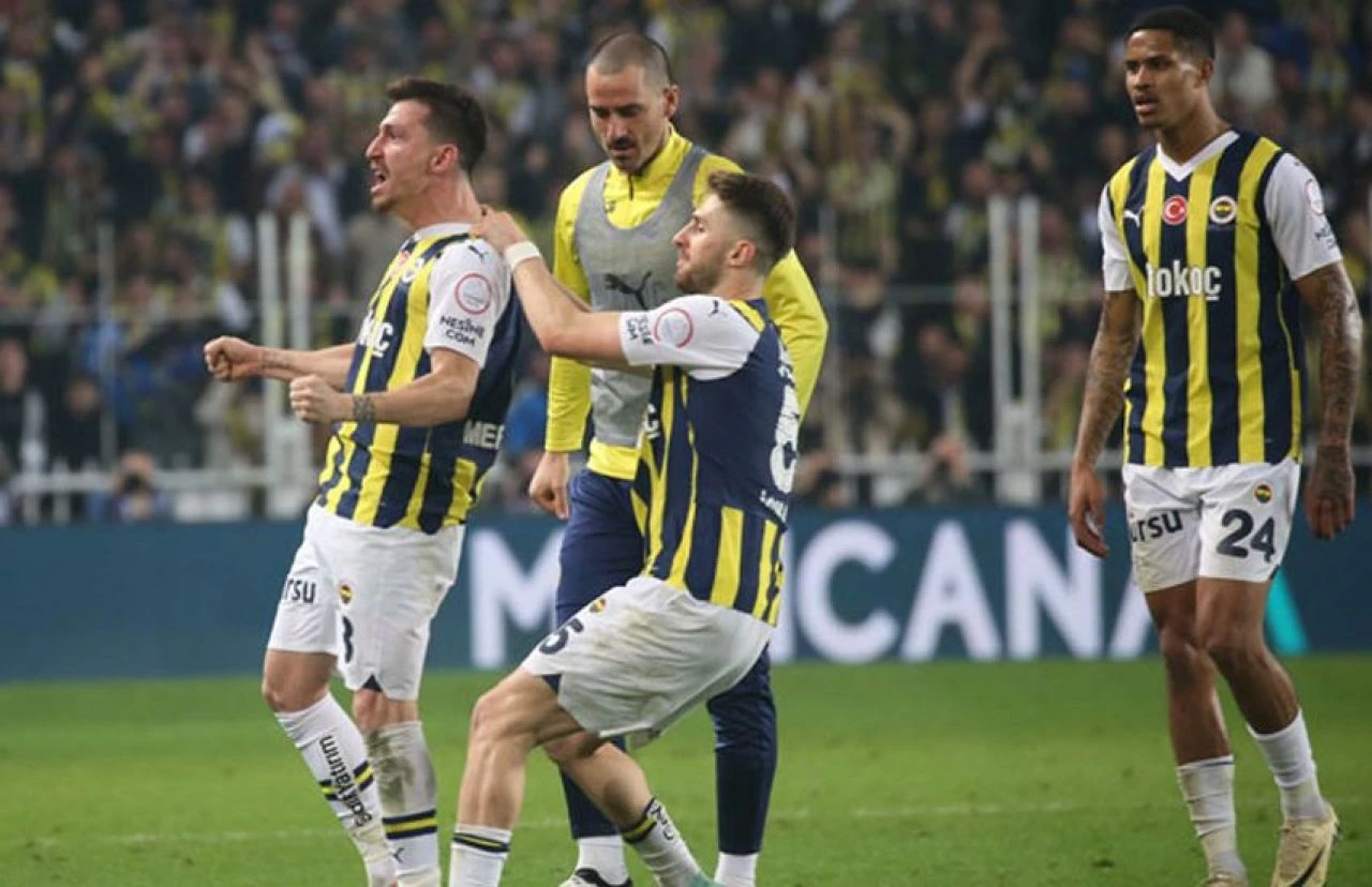 Fenerbahçe'de yeni sezon öncesi ilk ayrılık! Anlaşma sağlandı - 1. Resim