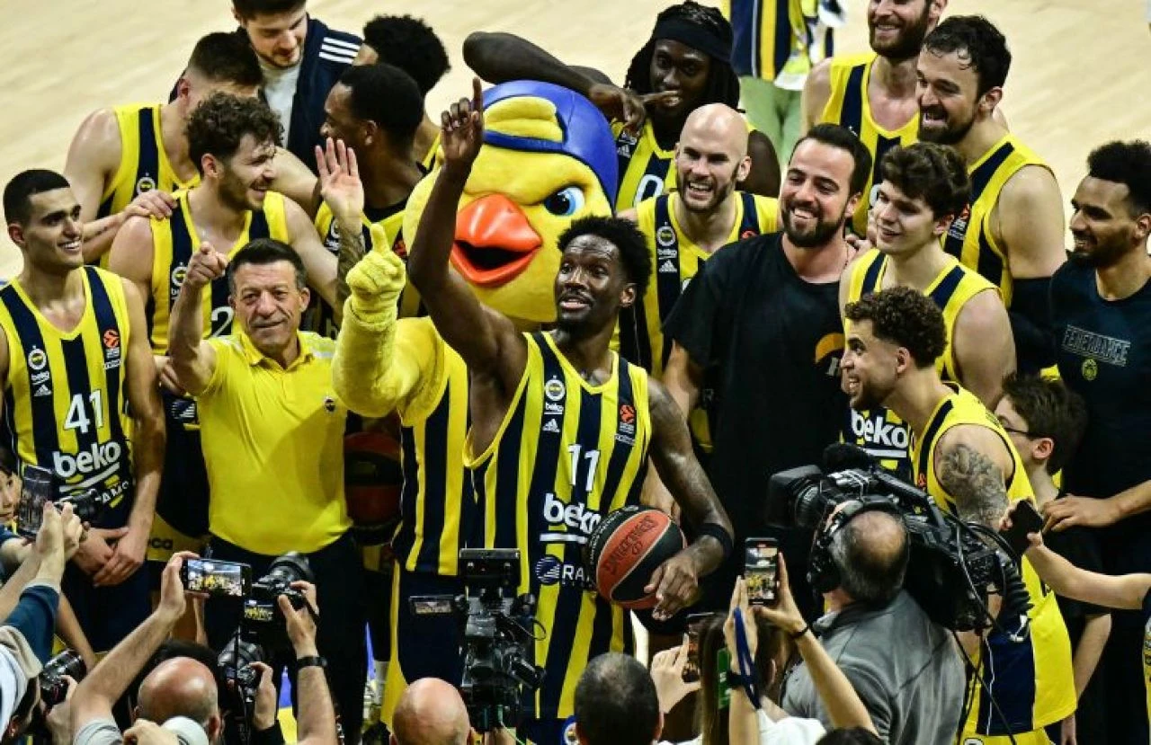 Fenerbahçe'den Berlin karşısında görkemli zafer - 1. Resim