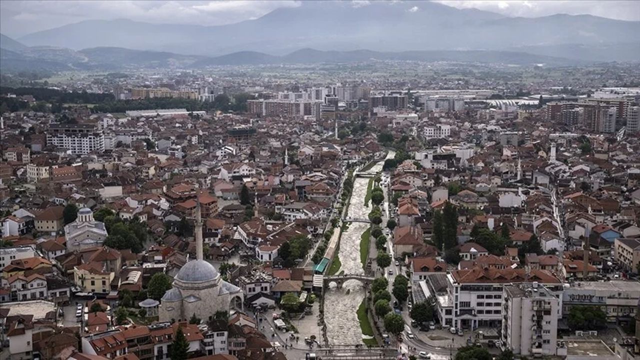 Kosova&#039;nın Kuzey Mitroviça Belediyesi&#039;nde Türkçe resmi dil oldu