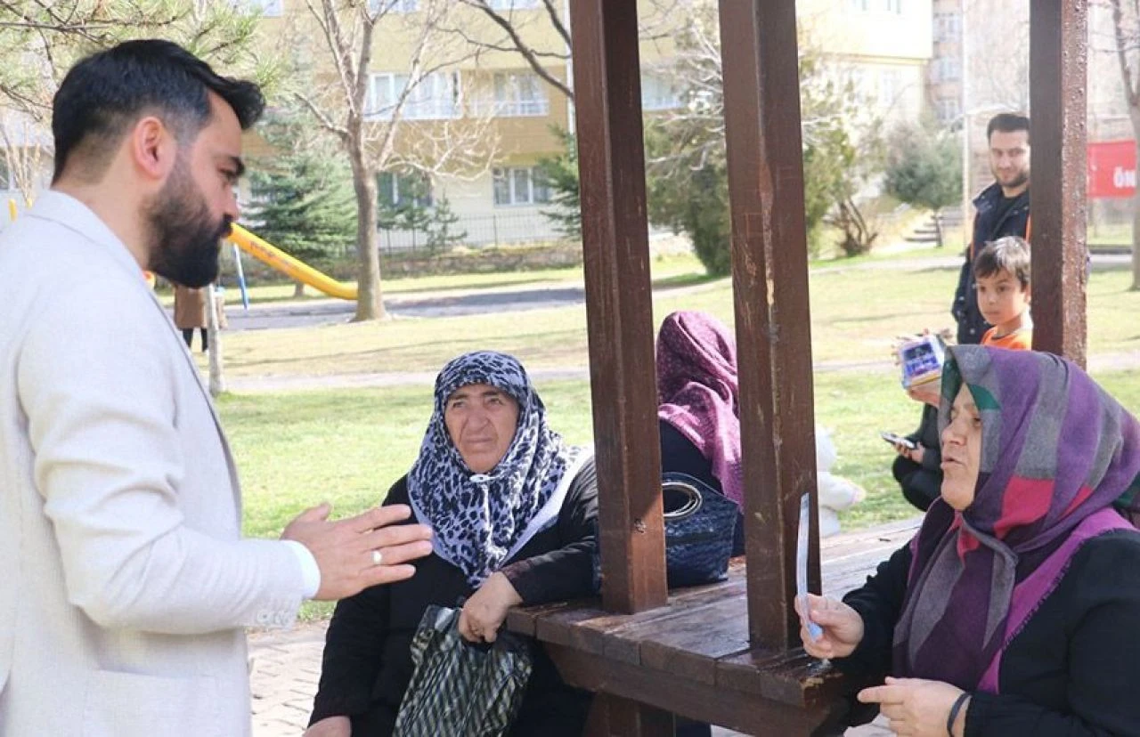 Muhtar adayından şaşırtan vaat! Seçmen düşünmeye başladı - 3. Resim