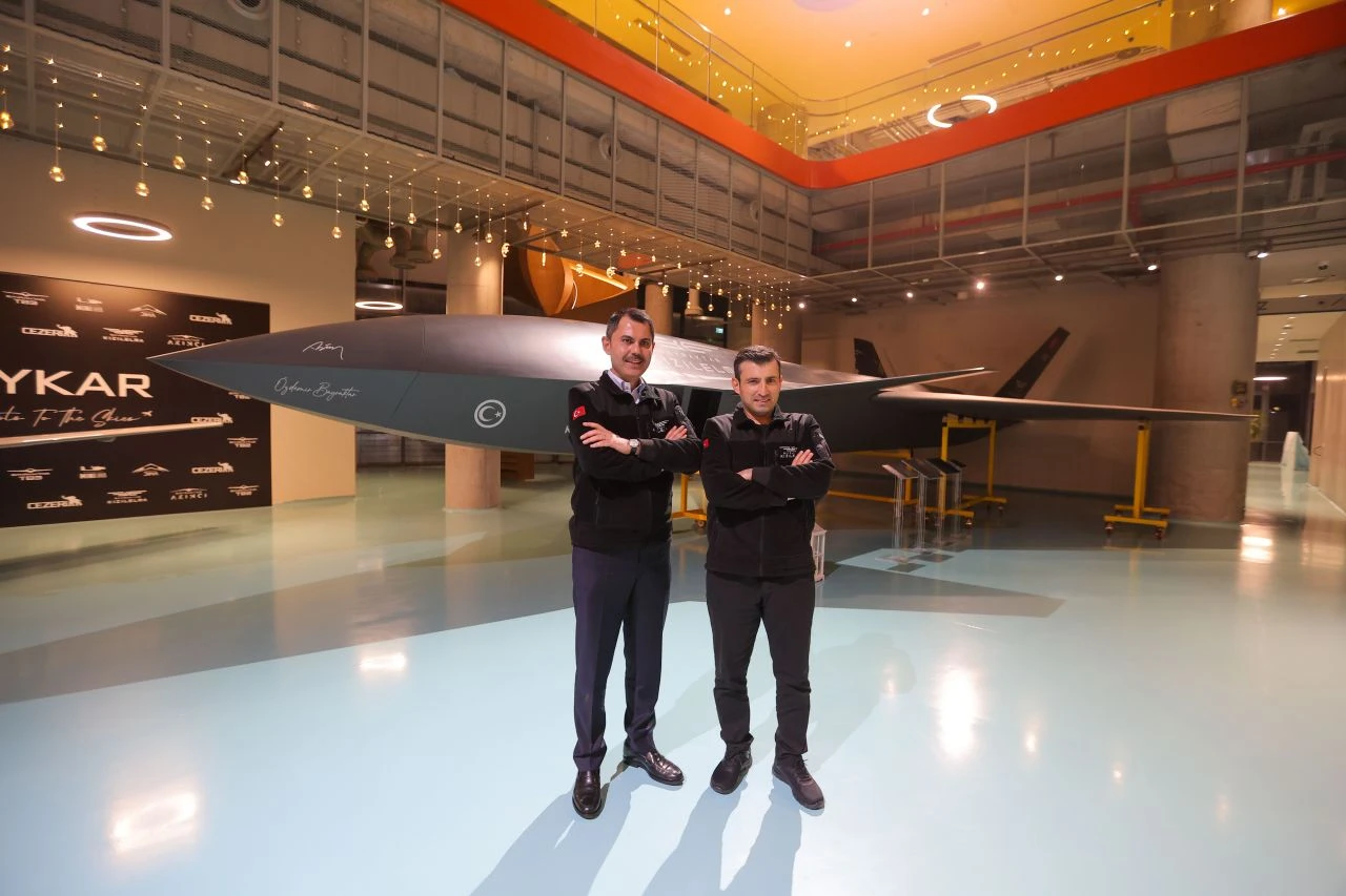 Murat Kurum'dan Baykar'a ziyaret! Selçuk Bayraktar duyurdu - 1. Resim