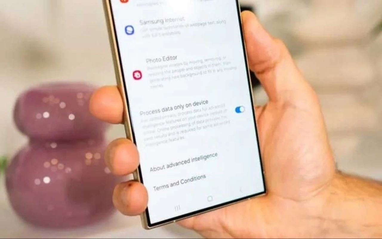 Samsung sözünü tuttu: Galaxy AI, One UI 6.1 ile alt modellere de geldi - 1. Resim