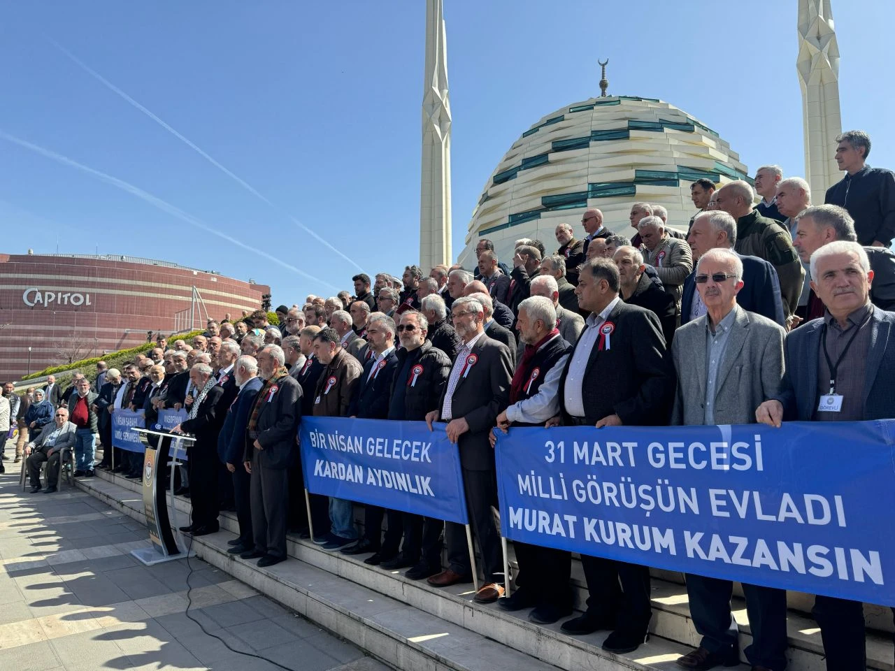 Seçime 2 gün kala Kadim Dostlar Platformu Murat Kurum'a destek vereceklerini açıkladı