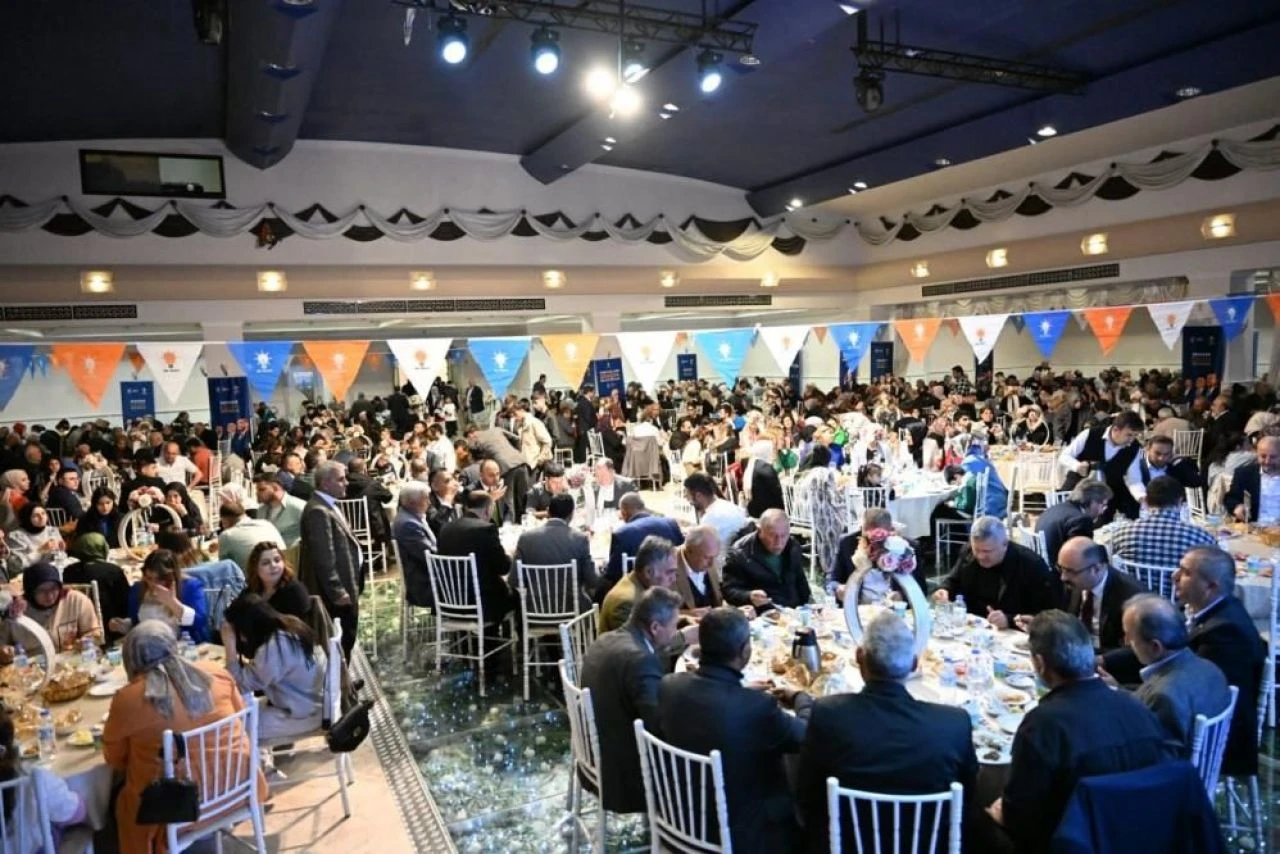 Son dakika: Ankara CHP'de deprem: İstifa edip AK Parti'ye geçtiler - 4. Resim